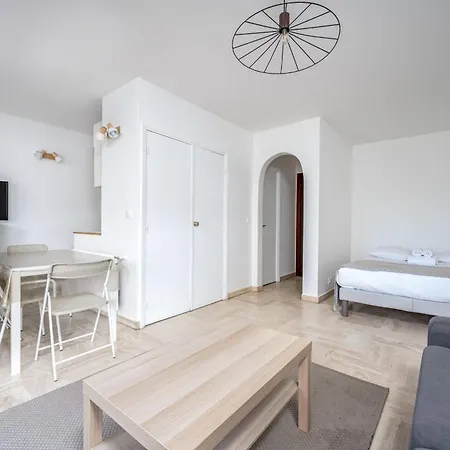 Apartmán Tiare Furnished Flat *